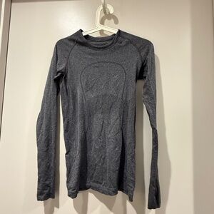 lululemon athletica Gray Long Sleeve Tee